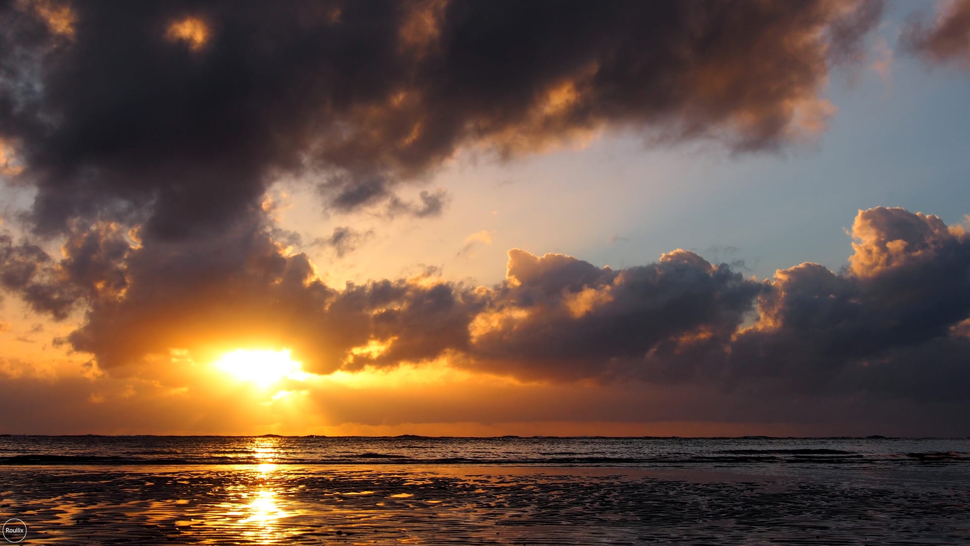 Roullix travel photo — 140914 CAI 002